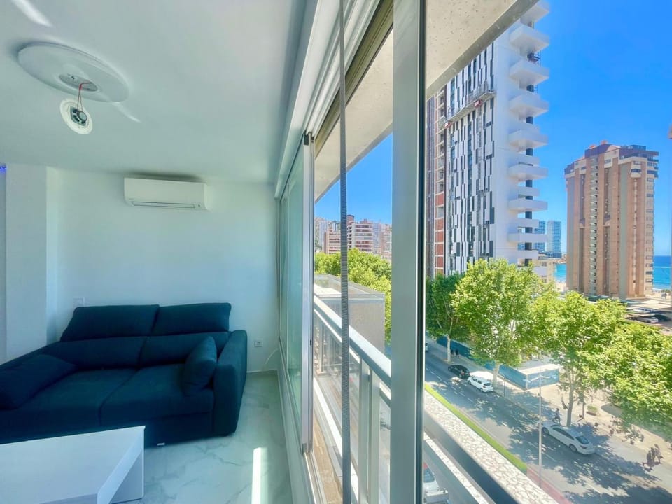 Magnificent Mediterraneo Studio Apartment in Benidorm