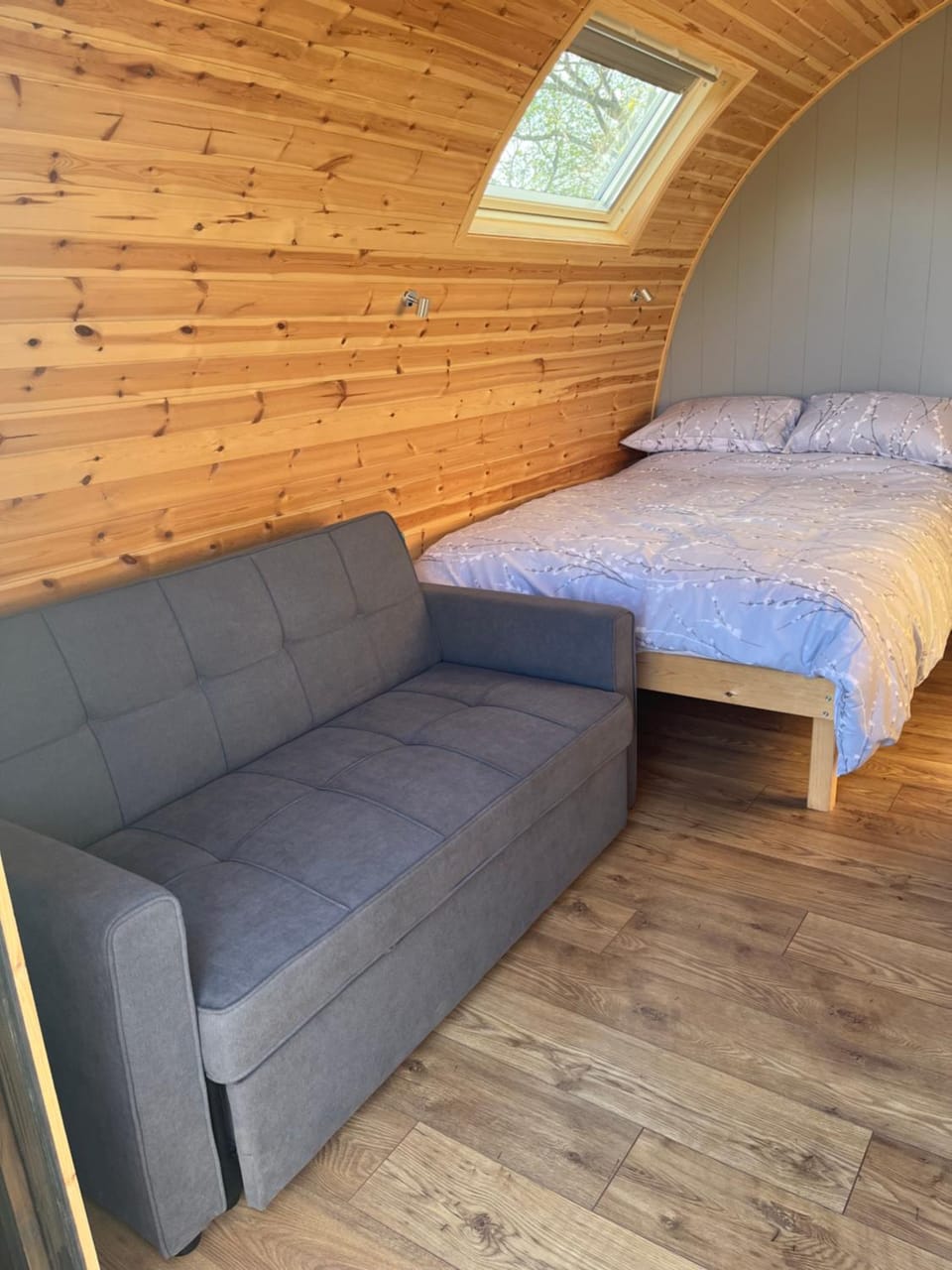 Carmel Pod-Eco Chalet in Bro Garmon