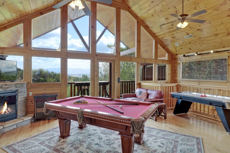 A Taste Of Honey is a dog-friendly two bedroom true log cabin nestled inside the Starr Crest resort Cabin in Sevier County