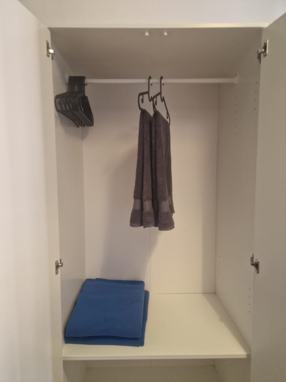 Yasna Home Apartment in Genoa