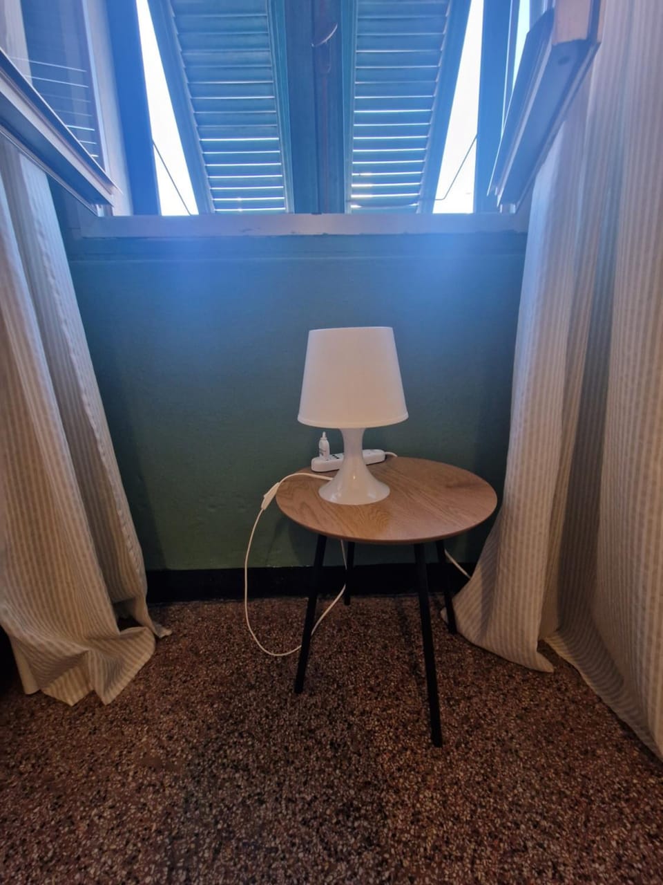 Yasna Home Apartment in Genoa