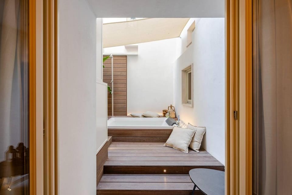 Patio, Patio, Swimming pool