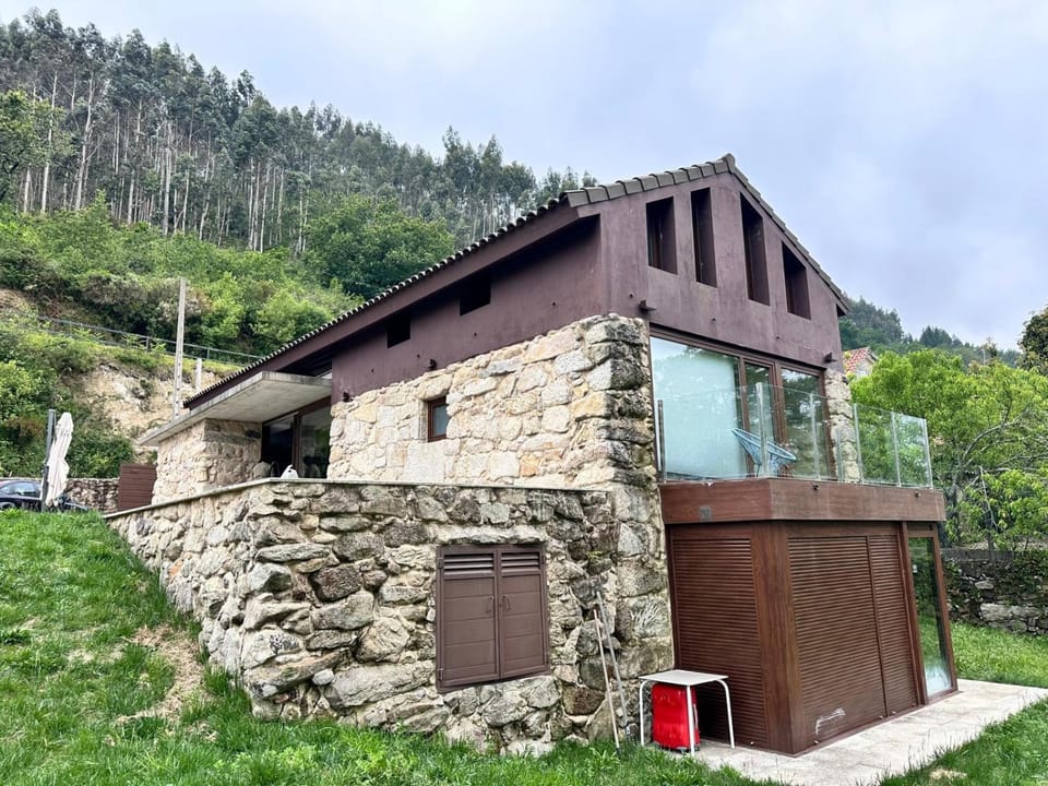 Property building, Natural landscape, Mountain view