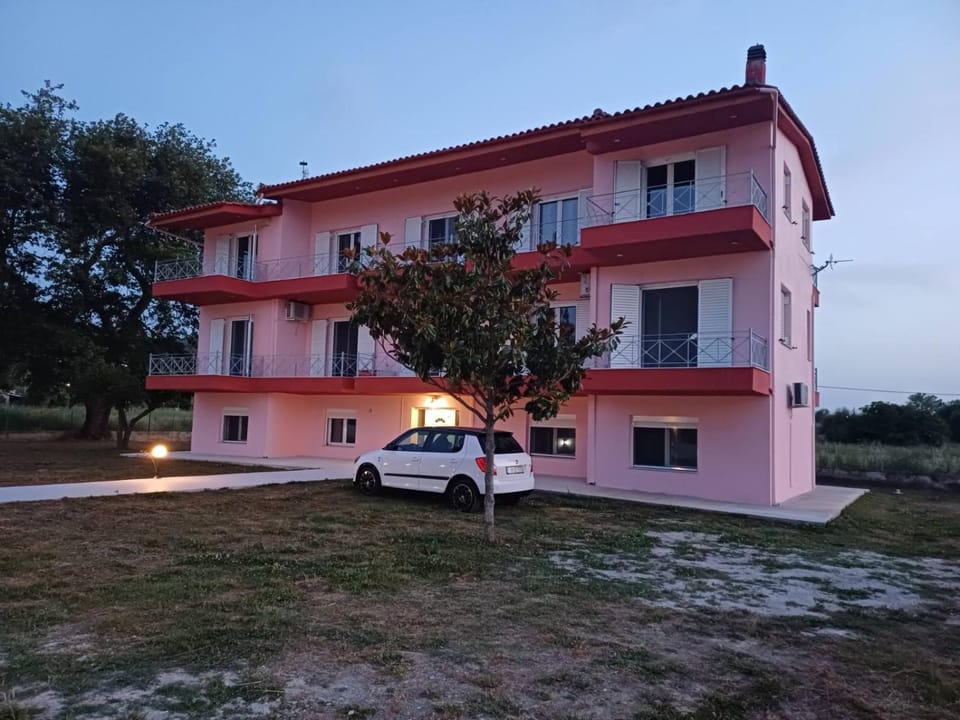 Property building, Parking