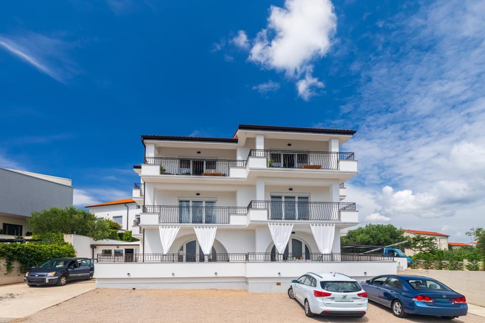 Property building, Parking