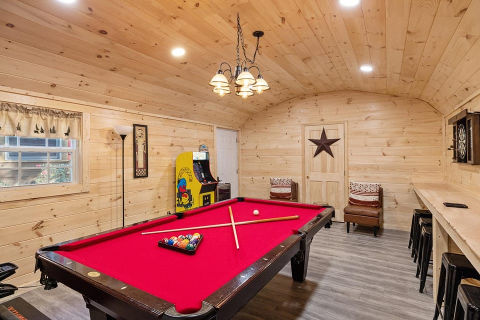 Welcome to Bearfeet Retreat a pristine cabin in a quiet corner in the heart of Wears Valley Cabin in Sevier County