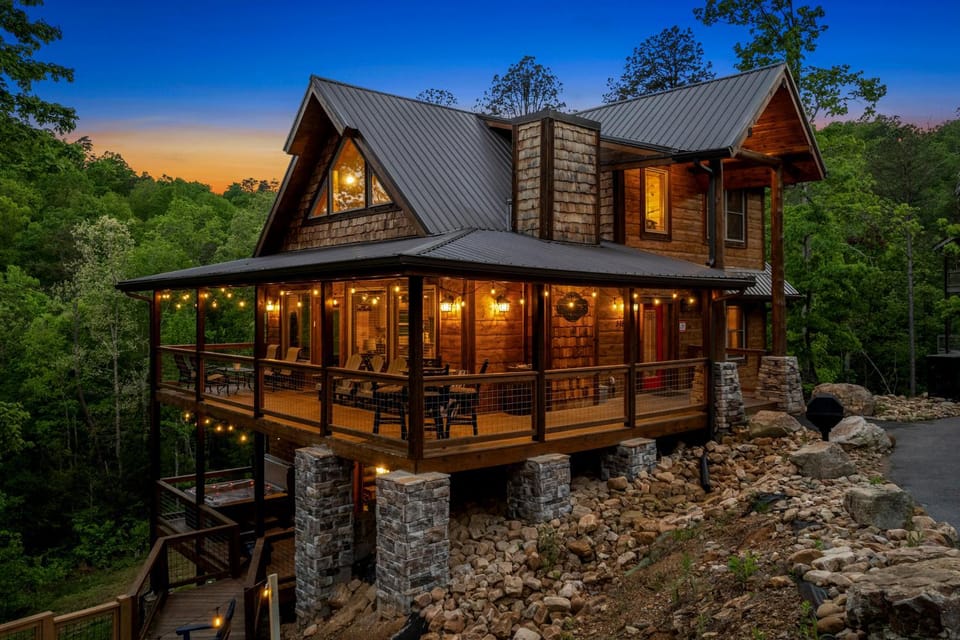 Peaceful Pines - A 5 Bedroom Paradise House in Sevier County