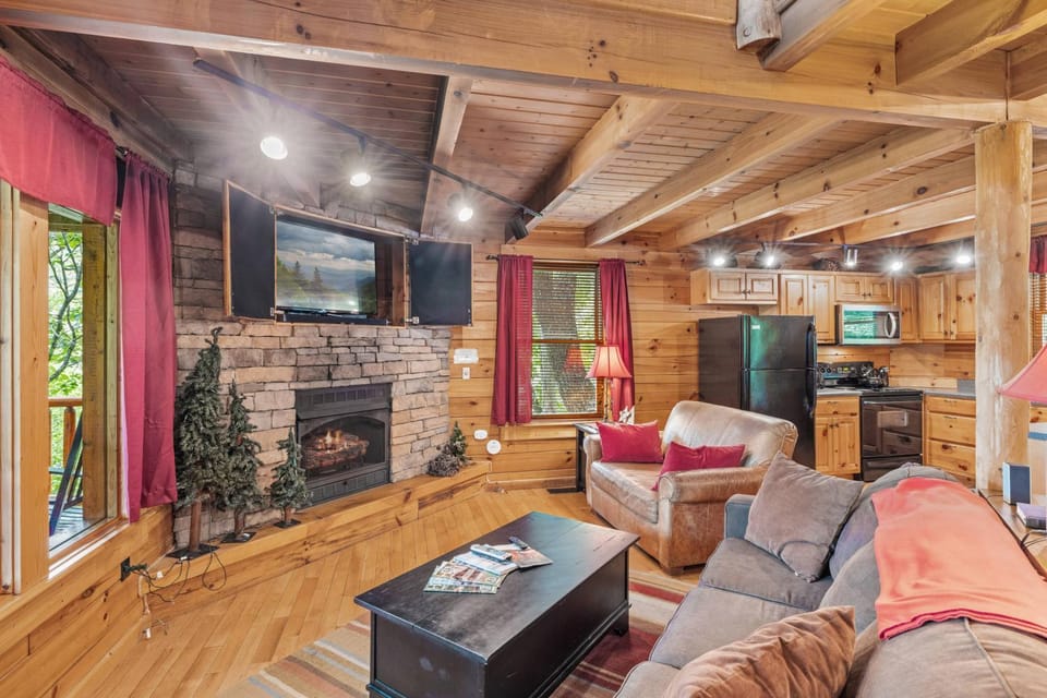 Waterfall Retreat 2 bed 2bath Cabin with Hot Tub Pool Table And The Sounds Of A Natural Waterfall Cabin in Sevier County