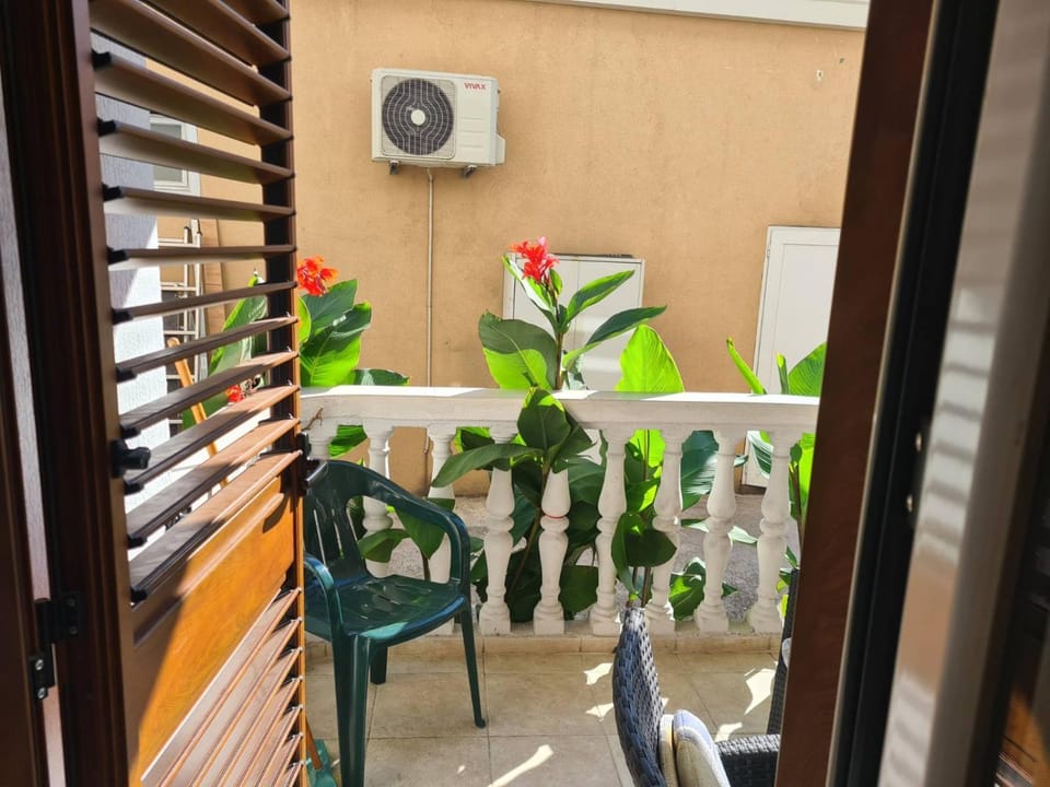 View (from property/room), Balcony/Terrace