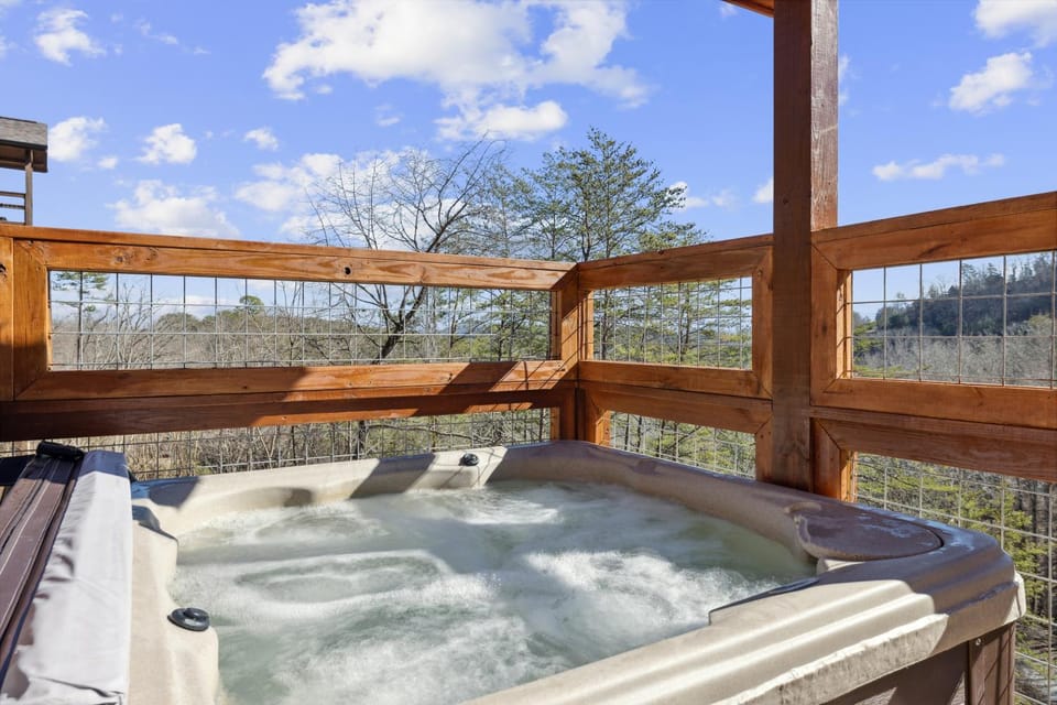 Fawn Hill Hideaway Stunning views Perfect escape House in Sevier County