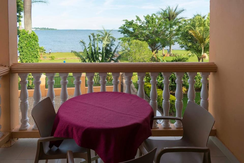 Balcony/Terrace, Lake view, Sea view