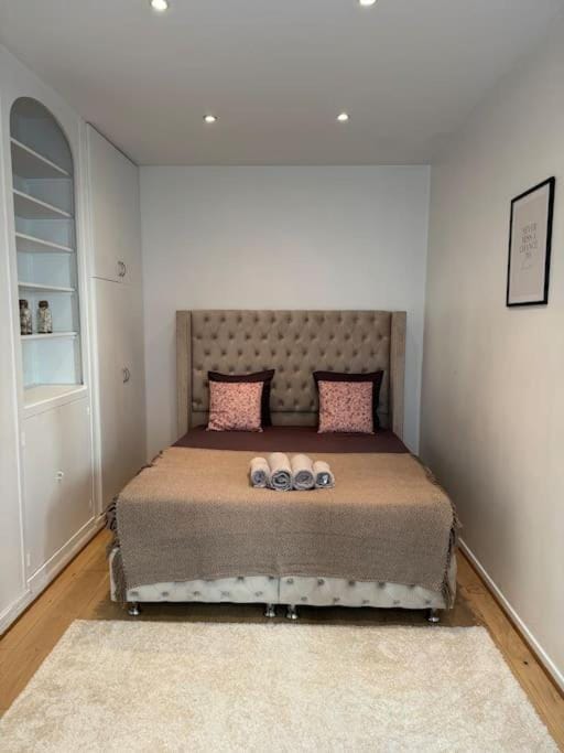 Charmant Appartement au Moulin Rouge Apartment in Paris