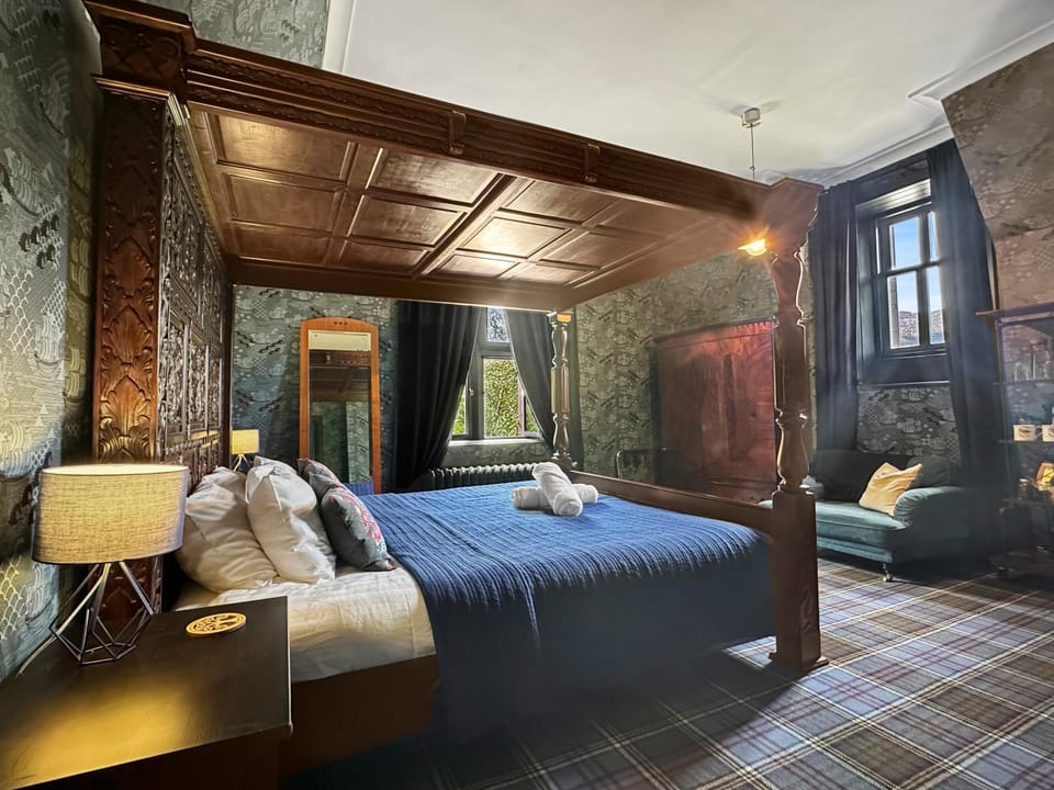 Bed, Bedroom, wardrobe