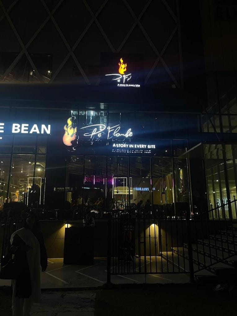 Restaurant/places to eat, Restaurant/places to eat