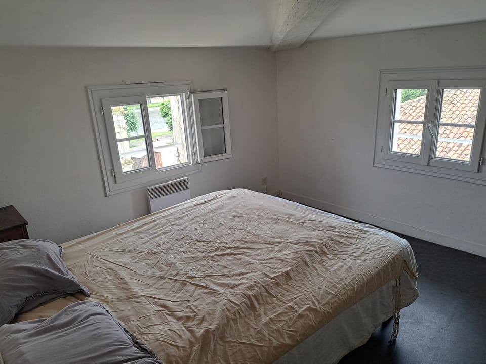 Duplex vue dégagée sur le vieux Saintes Apartment in Nouvelle-Aquitaine