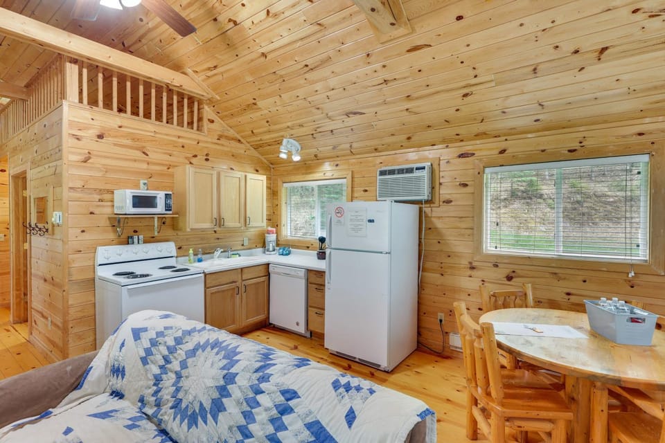 Hike, Ski, ATV! Ride-Ready Deadwood Cabin w/ Grill Cabin in North Lawrence