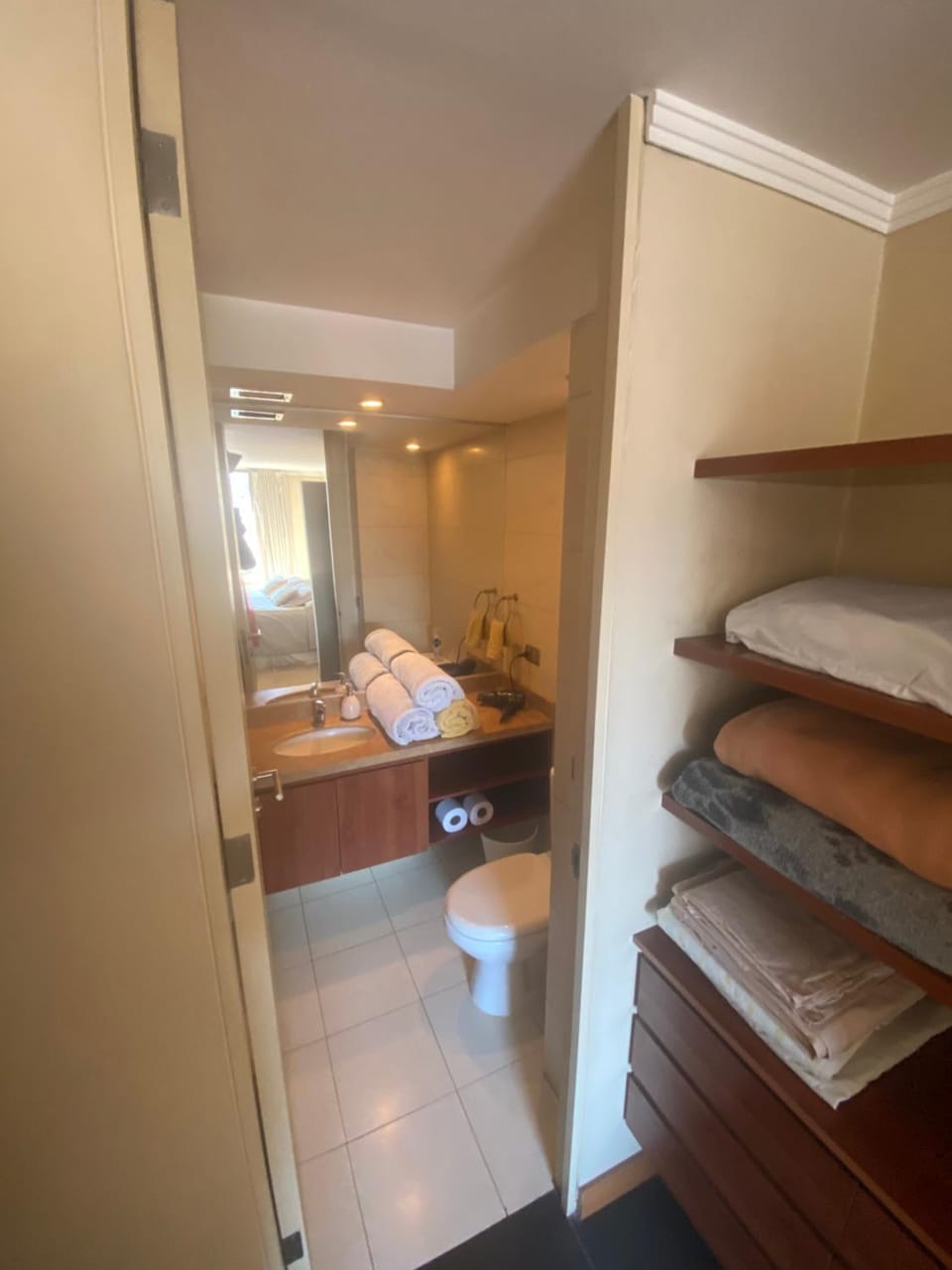 Bathroom, towels