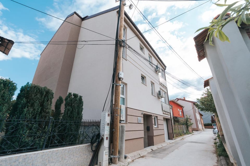 Property building, Neighbourhood, Street view