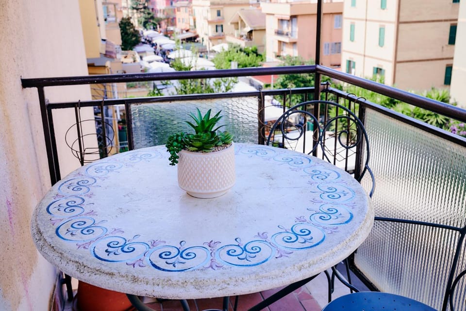 Property building, View (from property/room), Balcony/Terrace