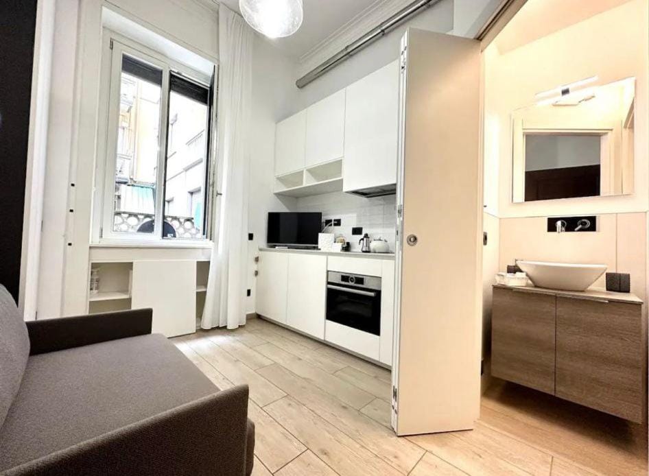 TV and multimedia, Kitchen or kitchenette, Living room, stove