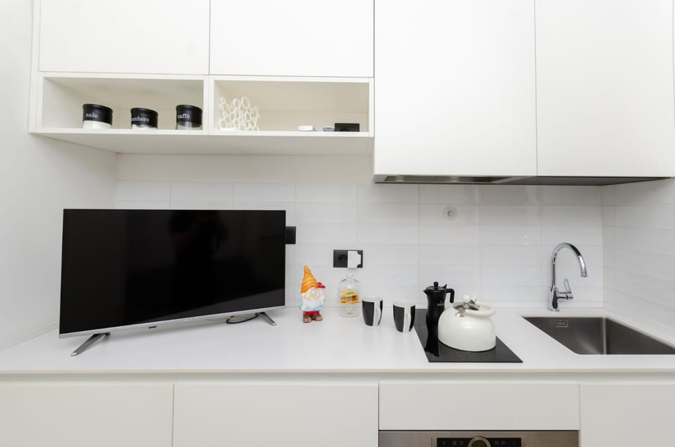 TV and multimedia, Coffee/tea facilities, Kitchen or kitchenette