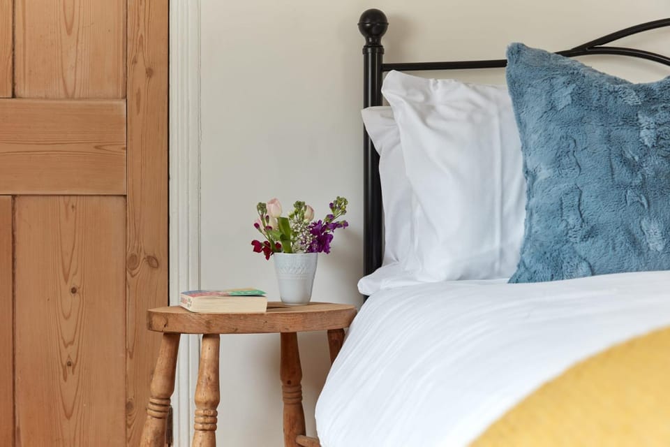 Peony Cottage by Coaste House in Dover District