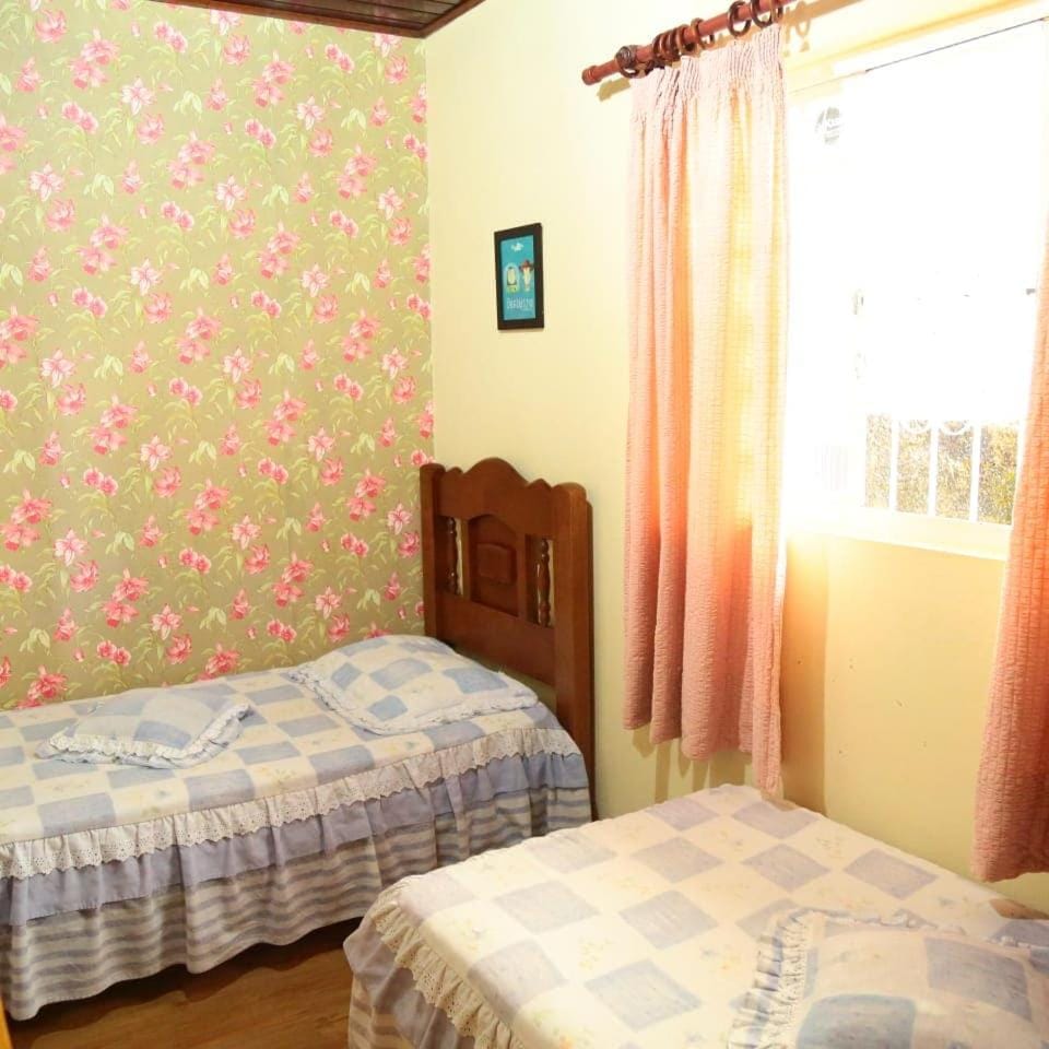 Casa Balsante House in Campos do Jordão