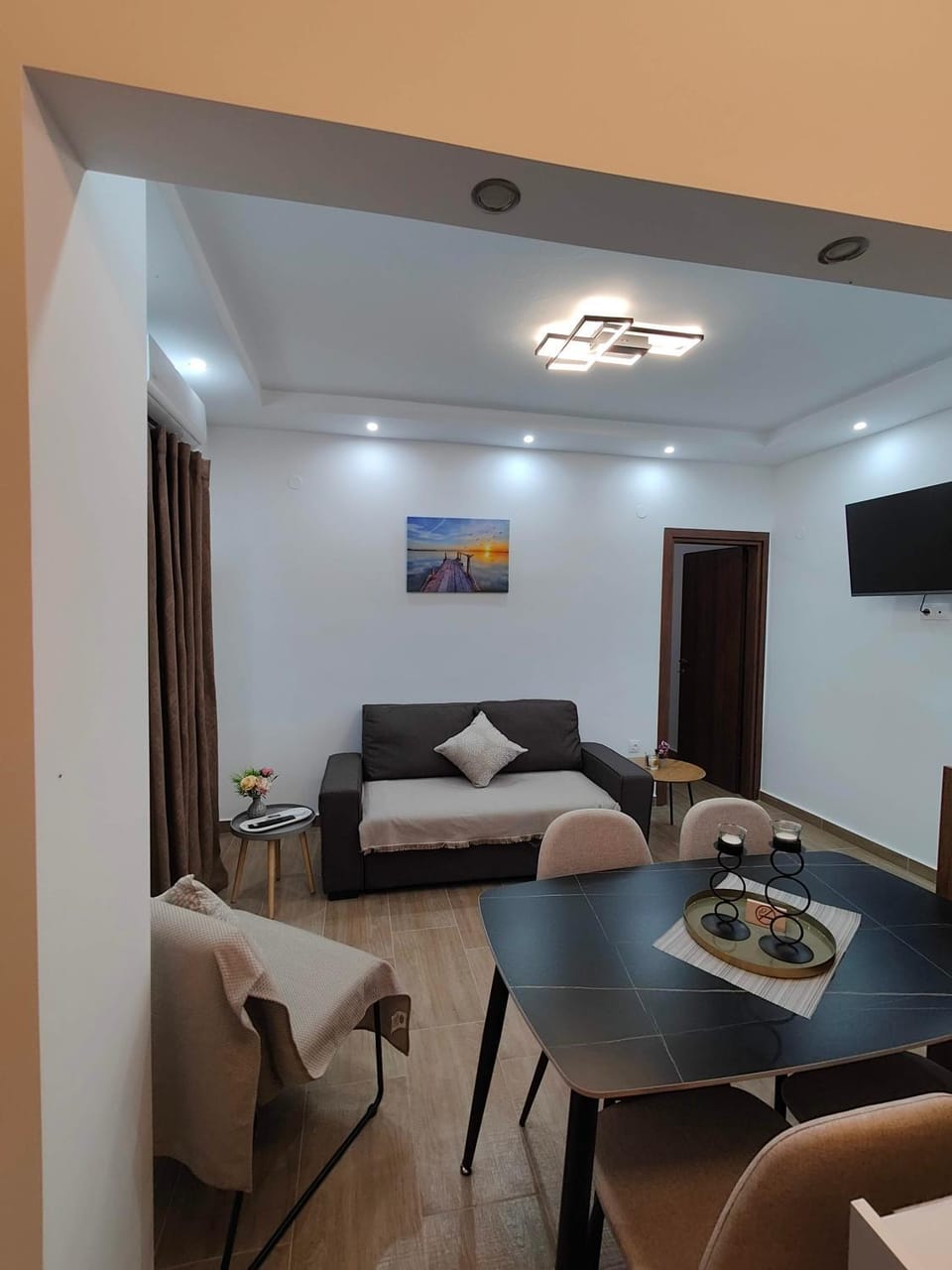 Living room, Seating area, Dining area