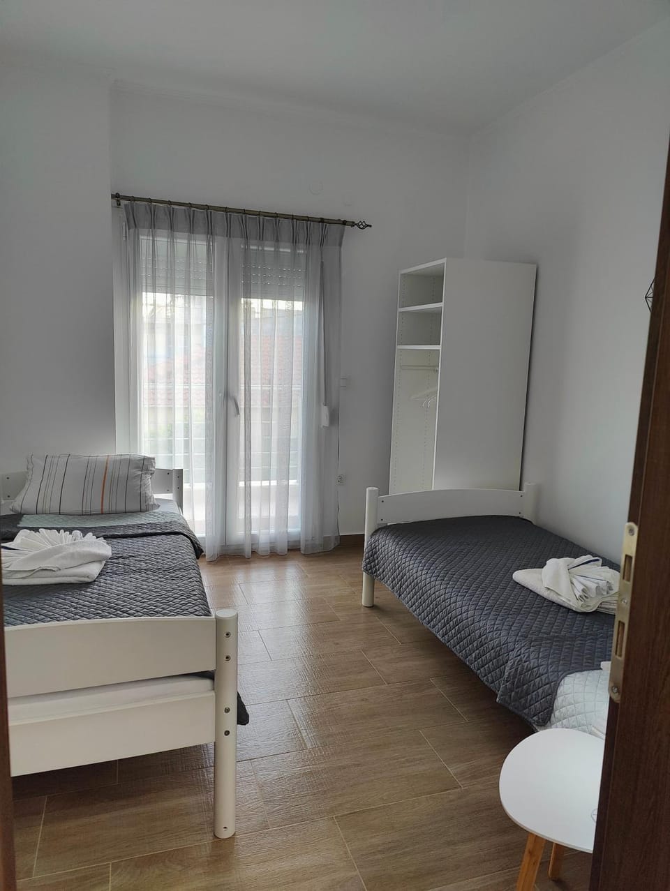 Bed, Photo of the whole room, Bedroom, towels, wardrobe