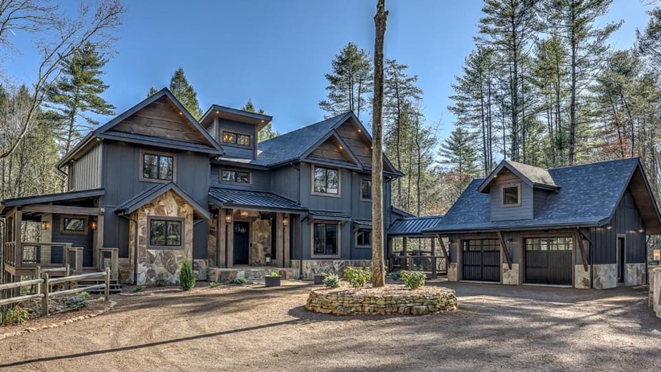 The Otter Side House in Georgia