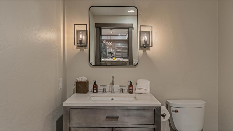 Toilet, Bathroom