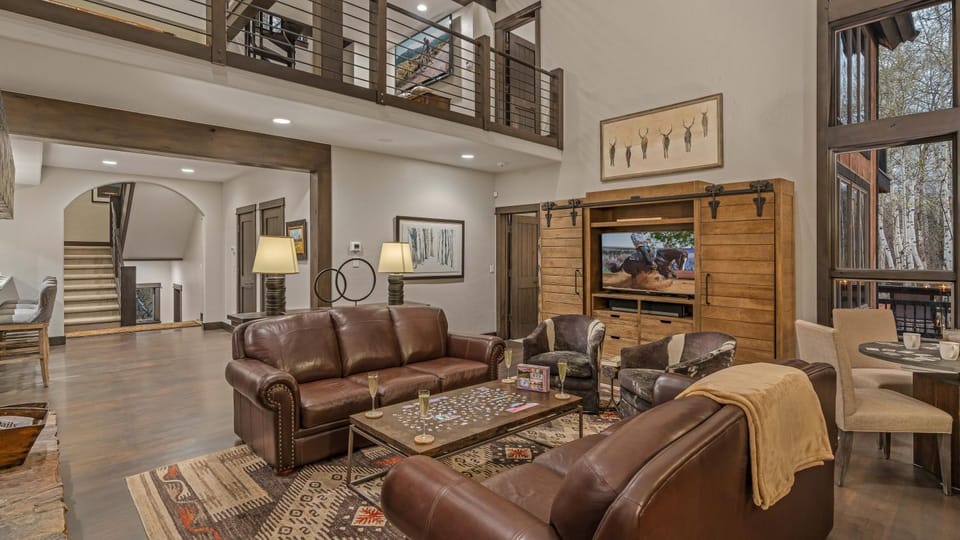 TV and multimedia, Seating area, furniture