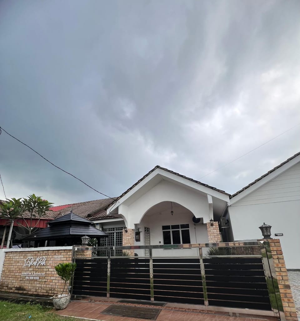 Kak Pah Homestay Paka House in Terengganu, Malaysia