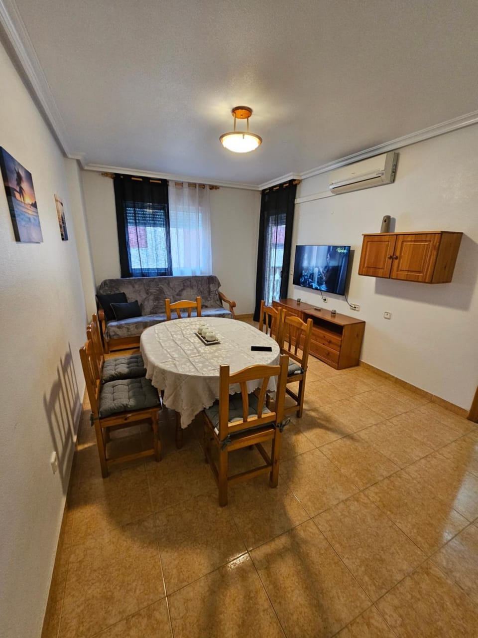 TV and multimedia, Living room, Dining area, air conditioner