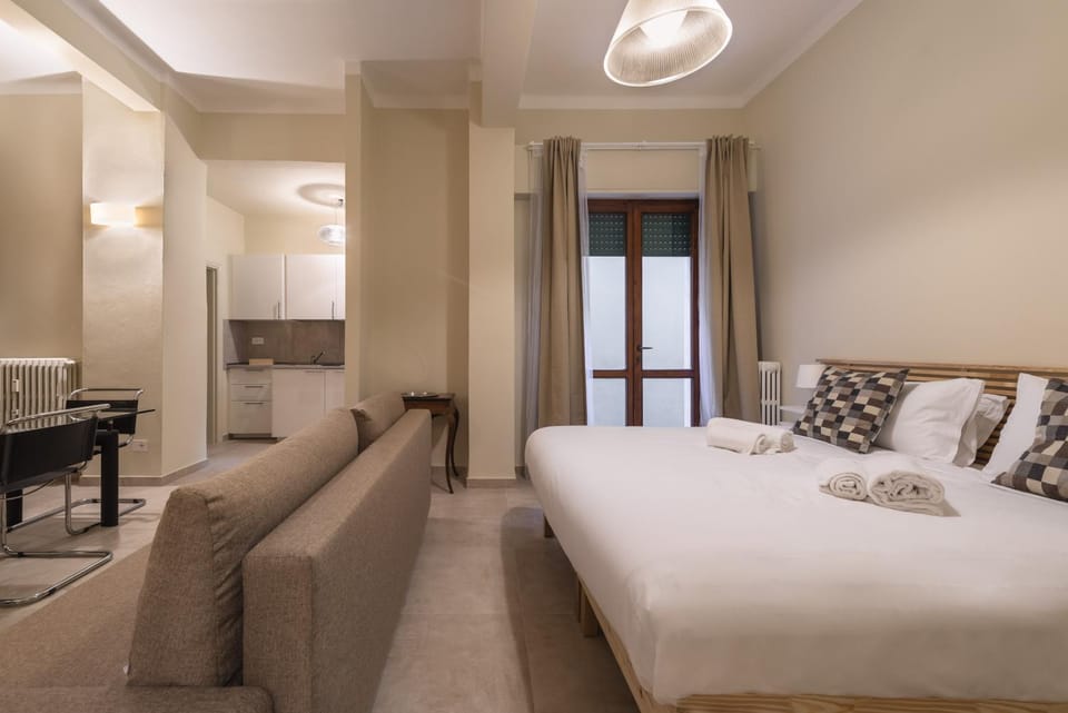 Bed, Living room