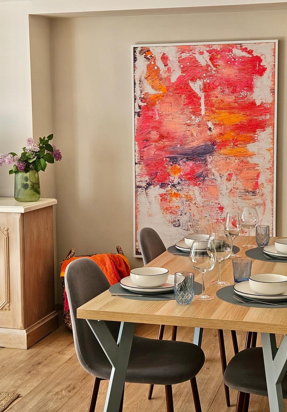 Living room, Dining area