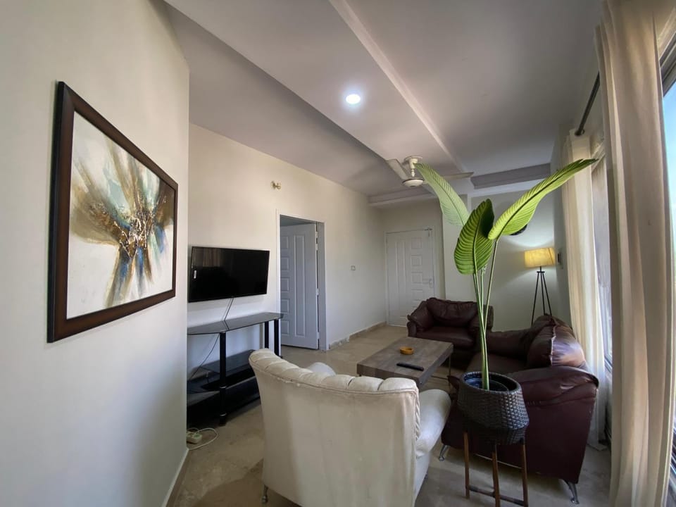 Communal lounge/ TV room, TV and multimedia, Seating area