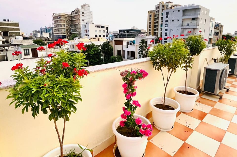 Property building, Balcony/Terrace