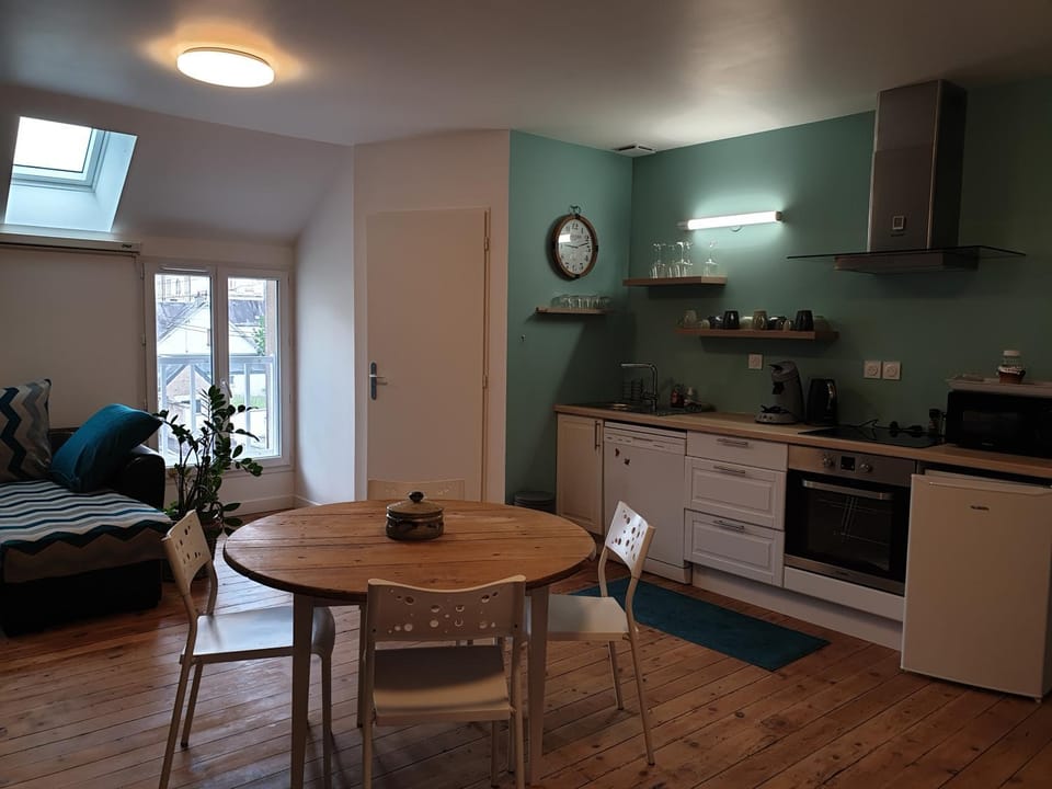 L 'appartement du Rocher Apartment in Centre-Val de Loire