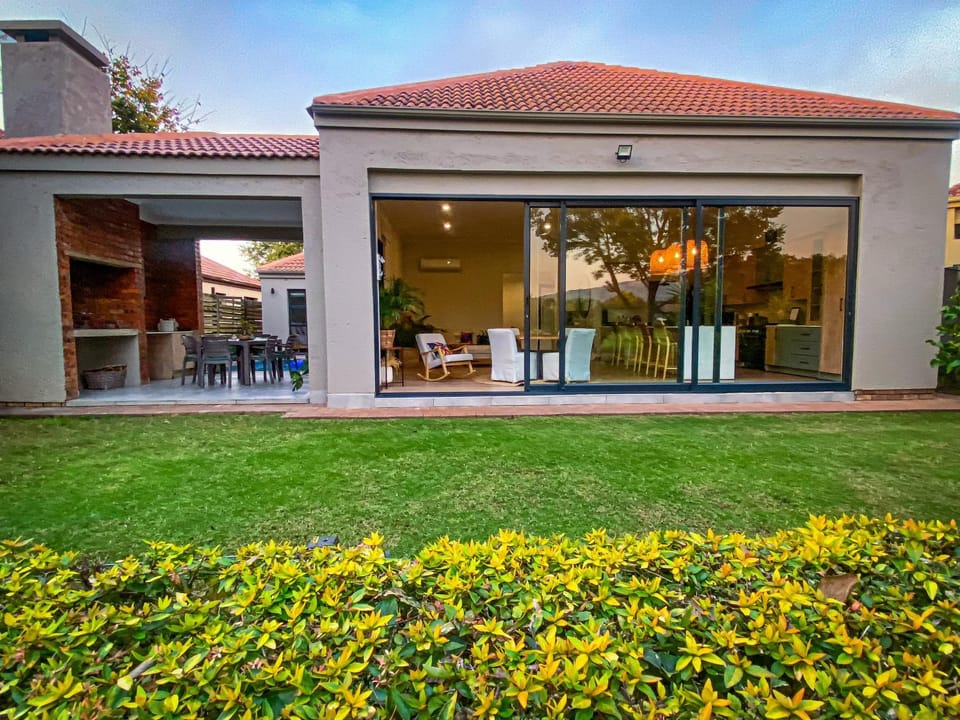 Kingfisher House, Pecanwood Estate, Hartbeespoort House in North West, South Africa