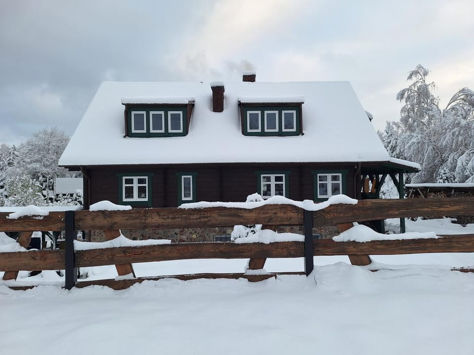 Property building, Day, Winter