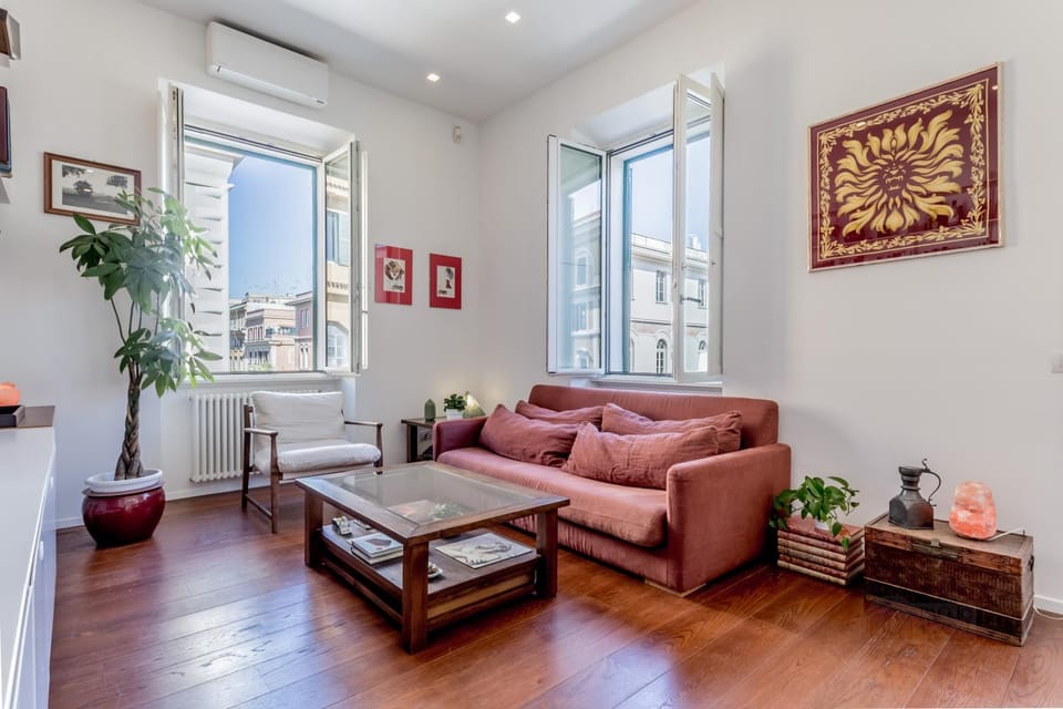 Living room, Seating area