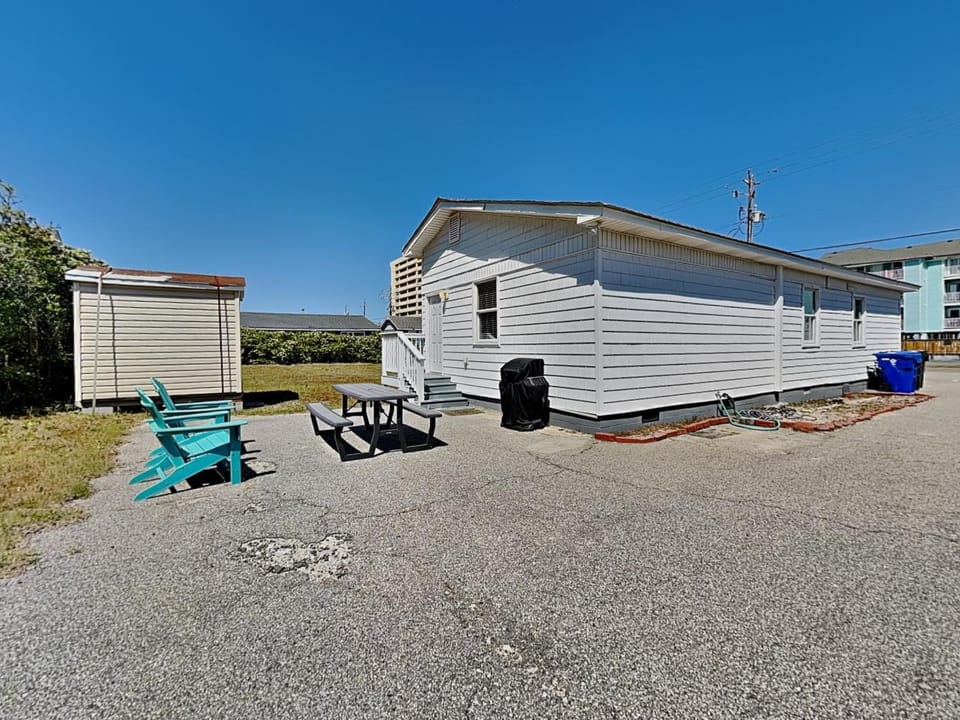 Good Vibrations House in Carolina Beach