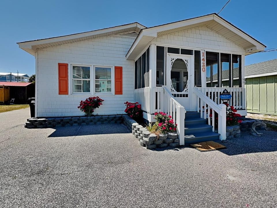 Good Vibrations House in Carolina Beach