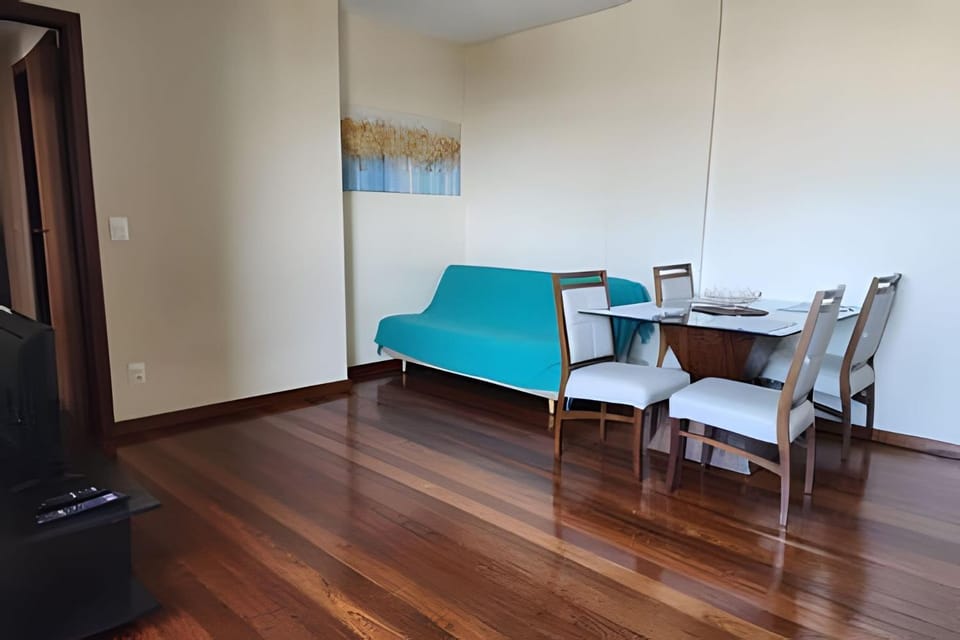 Ap para até 10 pessoas a 1km da Savassi BH Apartment in Belo Horizonte