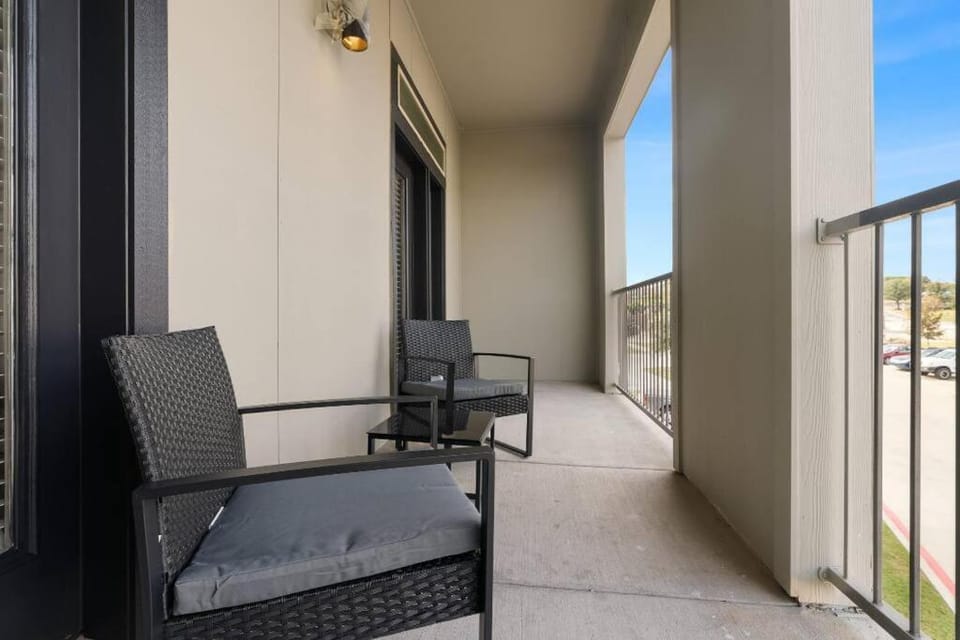 Patio, View (from property/room), Balcony/Terrace, Seating area