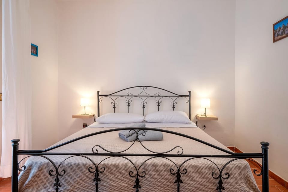 Host in Italy - Trullo Belvedere Apartment in Province of Taranto