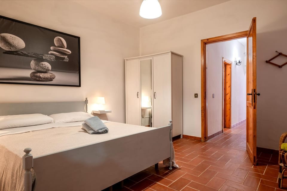 Host in Italy - Trullo Belvedere Apartment in Province of Taranto