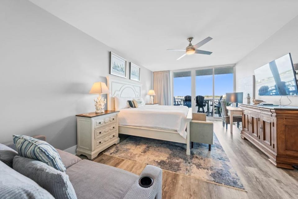 Caribe 305C by Youngs Suncoast Apartment in Orange Beach