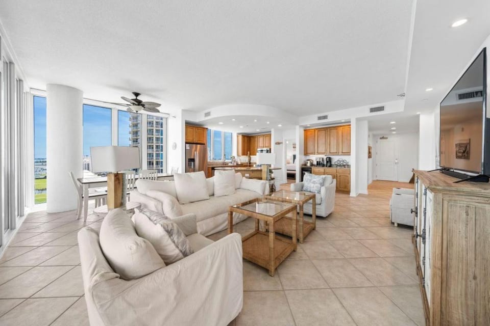 Lagoon Tower 902 by Youngs Suncoast Apartment in West Beach
